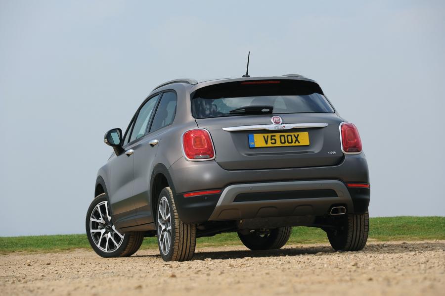  Fiat 500X Cross 2015 года  (UK) (фото 8 из 30)